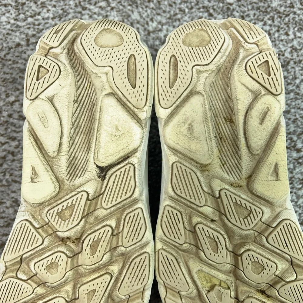 Hoka One One hoka clifton